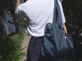 突然スカートめくりでパンティ激撮！