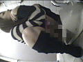 大型ショッピングモール女子便所で○撮に成功！