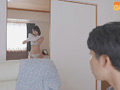 彼女の友達からのパンチラ誘惑に僕のチ○ポは…