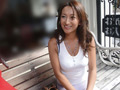黒人にナンパされた熟女さんはデカマラに興味津々3