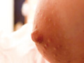 無防備すぎる母がチラ見せする乳首がエロすぎて…3