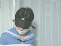 被虐のセーラー少女