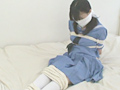 被虐のセーラー少女