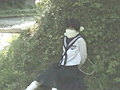 別荘地誘拐 脱がされたセーラー服