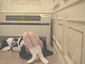 別荘地誘拐 脱がされたセーラー服