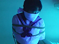 制服で縄抜け！