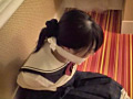 女生徒を縛っていたずら