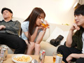 親友の彼女に媚○を飲ませてペット化してやった