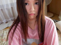 ド田舎で義父と暮らす超貧乳少女ゆいチャンの自宅にて。