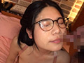 精子大好きメガネ女子にぶっかけ、ごっくん、ザーメン祭