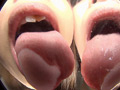 痴女レズに見つめられながらベロキスで迫られる僕