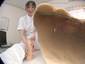 働くナースの蒸れパンスト足臭嗅がせ手コキ治療
