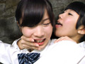 敏感女子のくすぐりレズ