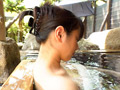 爆乳デカ尻むちむちビンビン乳首お姉さんと温泉デート