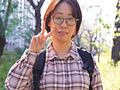 こう見えてHカップ！メガネ地味子がAV初出演 ゆい