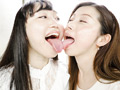 濃厚唾液汁レズ接吻