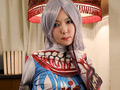 同人AV 美人レイヤーが木馬股裂きの刑！