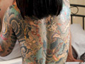 全身タトゥーの女たち 超敏感でイキよがってアヘ顔絶頂