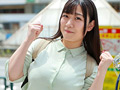天然爆乳田舎娘のノーブラ東京観光 小梅えな