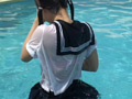 濡れて透けるセーラー服と下着 サンプル画像4