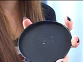 素人女性がカメラの前で鼻クソをほじってしまいました