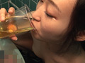 ド変態娘の生ハメ飲尿ごっくん