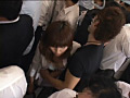 満員電車で痴○されガニ股でイキ続ける痙攣女3