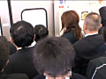痴○されガニ股でイキ続ける痙攣女 女子○生限定SP