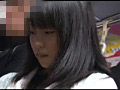 満員バスで乳揉み痴○され感じてしまった巨乳女