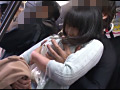 満員バスで乳揉み痴○され感じてしまった巨乳女