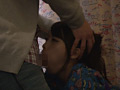 接客中に顔を紅潮させながら感じまくるバイト娘11