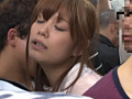パンティ脇から差し込みマ○コに擦って射精する痴○