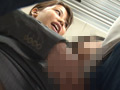 満員電車の2両目に潜むちんヌキ痴○女を追え！