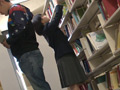 図書館で声も出せず糸引くほど愛液が溢れ出す敏感娘20