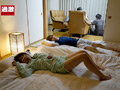 寝ている従妹の乳首をこっそりいじり続けたら