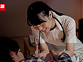 布団の中の密着ピストンで膣奥を突かれ発情した看護師