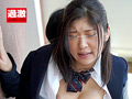 背後から耳舐め乳首いじりで腰を抜かす敏感女