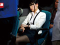 痴○師にパンストの中で手マンされ潮を吹きまくる女2