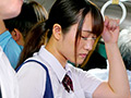 満員バスで制服越しに乳揉み痴○される巨乳女子○生8