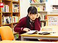 図書館で声も出せず糸引くほど愛液が溢れ出す敏感娘22
