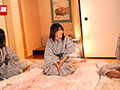 布団の中の痴女っこ 生ハメされ我慢できず何度も膣射