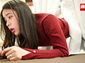 肛門に媚○を点滴され垂れてくる愛液に恥じらう若妻