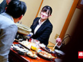 居酒屋痴○4 歓迎会中にリモバイアクメする新人巨乳社員