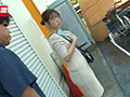 びしょ濡れになった巨乳を痴○され昇天イキする敏感女