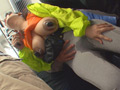 乳首開発痴○3 車内で乳首固定され感じまくるJカップ女