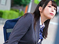 制服越しにねっとり乳揉み痴○18 色白美乳女子○生