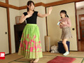 イってしまった叔母さんはレズられても拒めない2