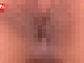 ピタパン半脱ぎ状態でアナルを見られ羞恥イキする美尻女