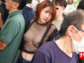 透け巨乳を見られる羞恥で抵抗できないシアーシャツ女子