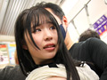 乳首開発電車 小柄AAカップ娘